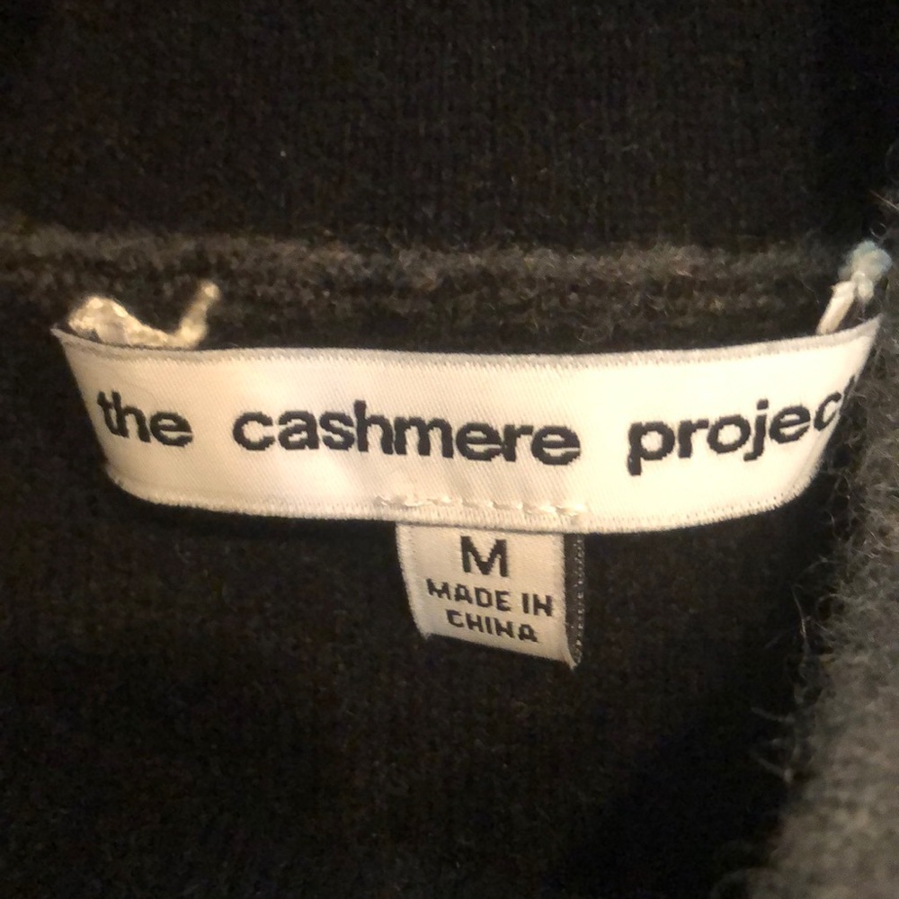 The Sweater Project 🌹🌹🌹 - Picture 2 of 7